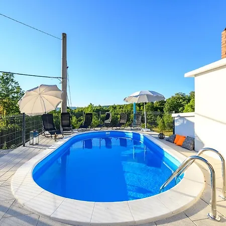 Villa Sky With A Private Pool Martinski